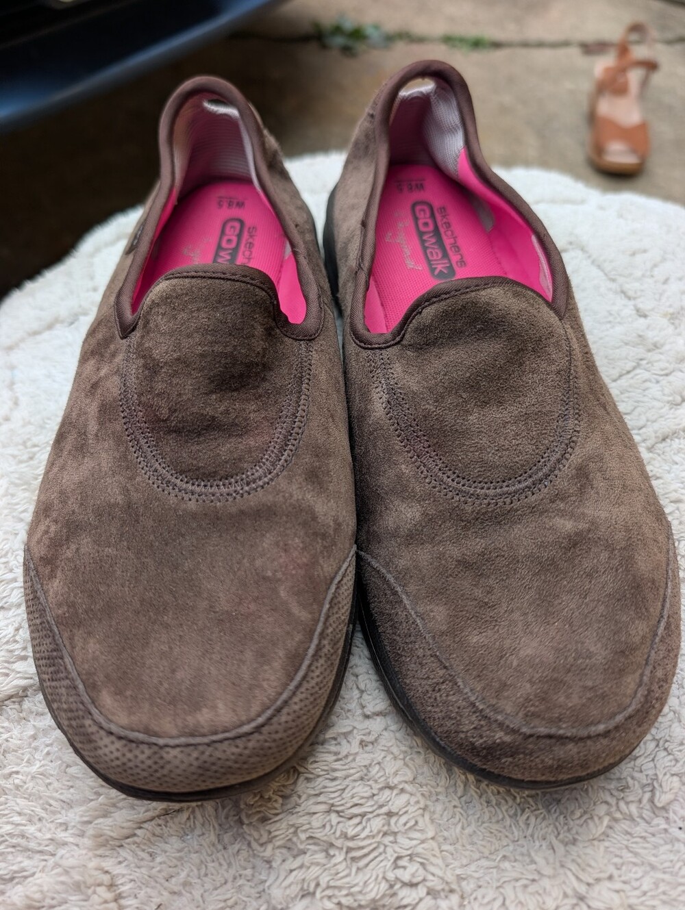 Women's Skechers Go Walk Original Sneakers Brown Size 8.5